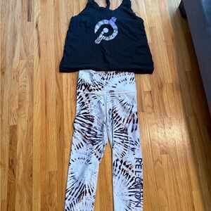 WITH Women's Black and White Spiral Leggings and Peloton Workout Top